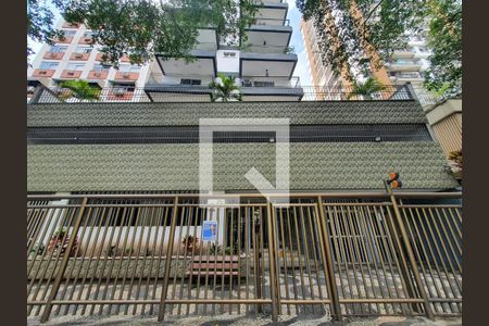 Apartamento à venda com 90m², 2 quartos e 2 vagasFachada