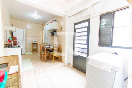 Casa à venda com 230m², 3 quartos e 3 vagasCozinha e Área de Serviço