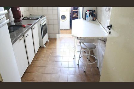 Apartamento à venda com 115m², 3 quartos e 2 vagasCozinha