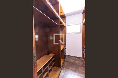 Closet de casa para alugar com 7 quartos, 395m² em Jardim Sao Paulo(zona Norte), São Paulo