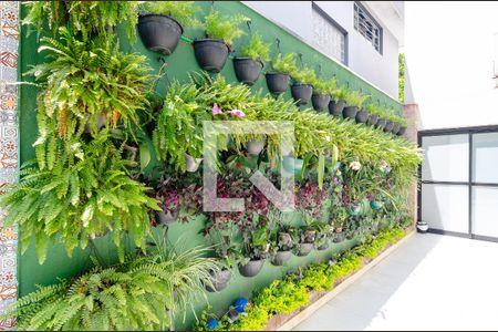 Casa à venda com 196m², 3 quartos e 2 vagasCorredor