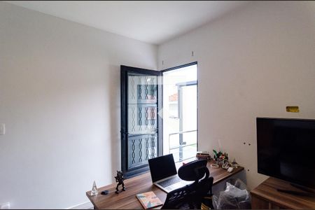 Casa à venda com 196m², 3 quartos e 2 vagasQuarto 3