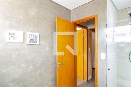 Casa à venda com 196m², 3 quartos e 2 vagasBanheiro Social