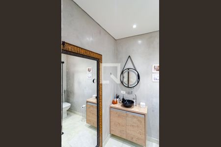 Casa à venda com 196m², 3 quartos e 2 vagasBanheiro da Suíte