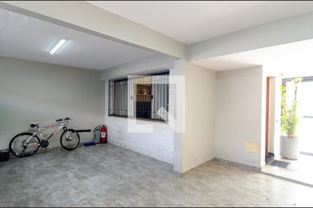 Casa à venda com 196m², 3 quartos e 2 vagasGaragem