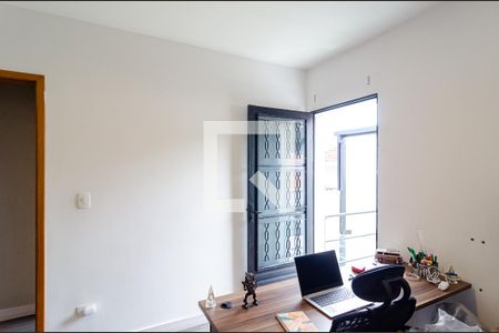 Casa à venda com 196m², 3 quartos e 2 vagasQuarto 3