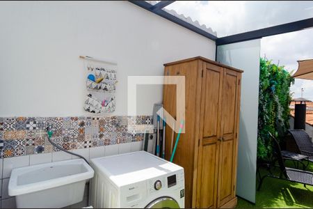 Casa à venda com 196m², 3 quartos e 2 vagasLavanderia