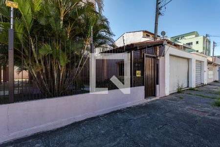 Apartamento para alugar com 105m², 3 quartos e 2 vagasFachada