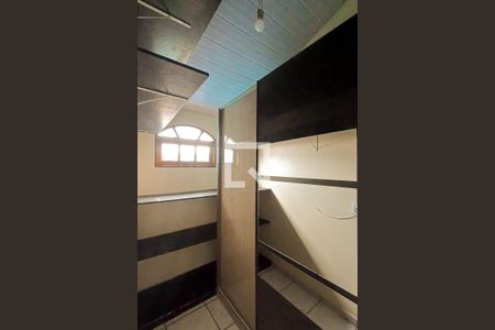 Closet de kitnet/studio para alugar com 1 quarto, 75m² em Parque Flamengo, Guarulhos
