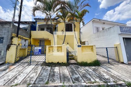 Fachada de casa para alugar com 2 quartos, 120m² em Siciliano, São Paulo