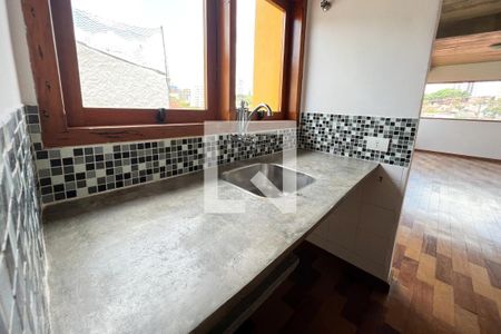 Cozinha de casa para alugar com 2 quartos, 120m² em Siciliano, São Paulo
