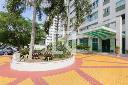 Apartamento à venda com 64m², 2 quartos e 1 vagaEntrada