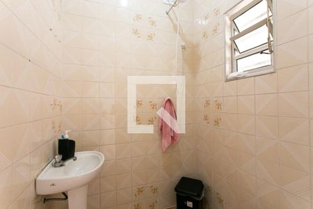 Casa à venda com 220m², 3 quartos e 6 vagasBanheiro de Serviço