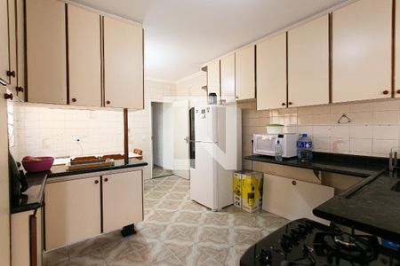 Casa à venda com 220m², 3 quartos e 6 vagasCozinha