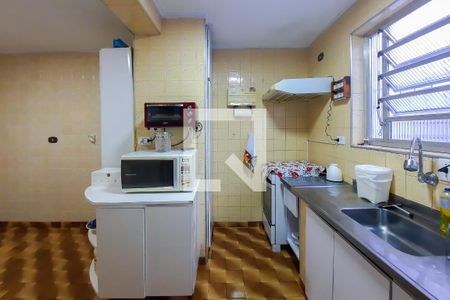 Casa à venda com 190m², 2 quartos e 2 vagasCozinha