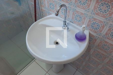 Casa à venda com 190m², 2 quartos e 2 vagasBanheiro