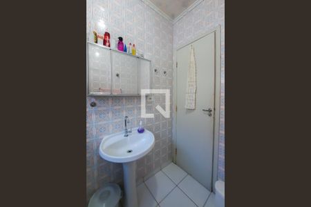 Casa à venda com 190m², 2 quartos e 2 vagasBanheiro