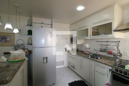 Apartamento para alugar com 130m², 2 quartos e 3 vagasCozinha