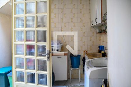 Casa à venda com 100m², 3 quartos e 1 vaga Casa à venda com 100m², 3 quartos e 1 vagaArea de Serviço