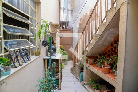 Casa à venda com 100m², 3 quartos e 1 vaga Casa à venda com 100m², 3 quartos e 1 vagaQuintal