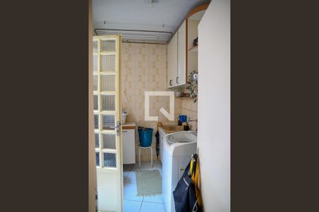 Casa à venda com 100m², 3 quartos e 1 vaga Casa à venda com 100m², 3 quartos e 1 vagaArea de Serviço