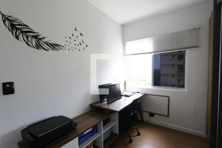 Quarto 1 de apartamento para alugar com 2 quartos, 55m² em Itanhangá, Rio de Janeiro