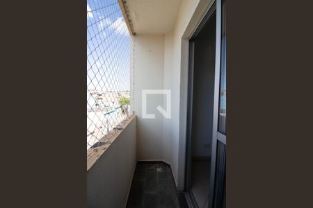 Varanda Sala de apartamento à venda com 2 quartos, 48m² em Vila Carmosina, São Paulo