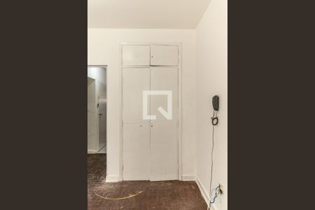 Studio - Armário de kitnet/studio para alugar com 1 quarto, 40m² em República, São Paulo