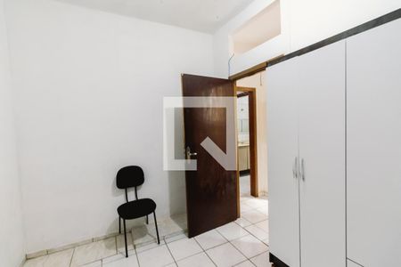 Casa à venda com 250m², 6 quartos e 2 vagas Casa à venda com 250m², 6 quartos e 2 vagasQuarto 2