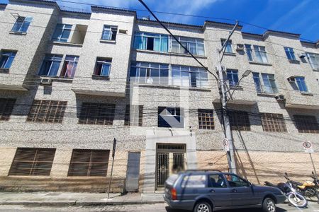 Apartamento à venda com 34m², 1 quarto e sem vaga Apartamento à venda com 34m², 1 quarto e sem vagaFachada