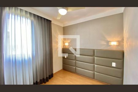 Apartamento à venda com 129m², 3 quartos e 3 vagas Apartamento à venda com 129m², 3 quartos e 3 vagasQuarto 01 - Suite