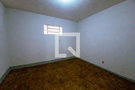 Casa à venda com 900m², 3 quartos e 2 vagasQuarto 3