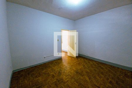 Casa à venda com 900m², 3 quartos e 2 vagasQuarto 3