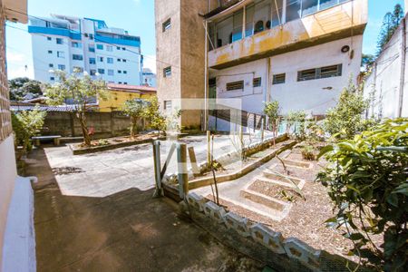 Casa à venda com 900m², 3 quartos e 2 vagasQuintal