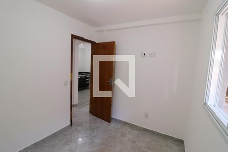 Quarto 1 de apartamento para alugar com 1 quarto, 30m² em Penha de França, São Paulo