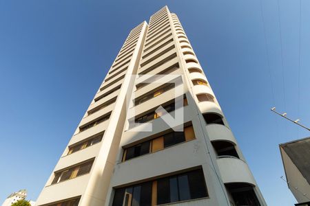 Apartamento para alugar com 156m², 3 quartos e 2 vagasFachada do bloco