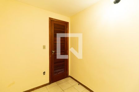 Apartamento para alugar com 156m², 3 quartos e 2 vagasQuarto de Serviço