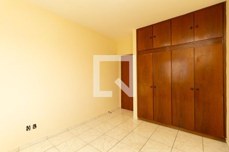 Apartamento para alugar com 156m², 3 quartos e 2 vagasQuarto 2