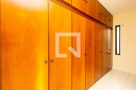 Apartamento para alugar com 156m², 3 quartos e 2 vagasCloset da suíte