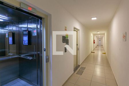 Apartamento para alugar com 35m², 2 quartos e sem vagaHall de elevador