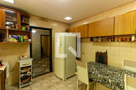 Casa à venda com 190m², 3 quartos e 2 vagas Casa à venda com 190m², 3 quartos e 2 vagasCozinha