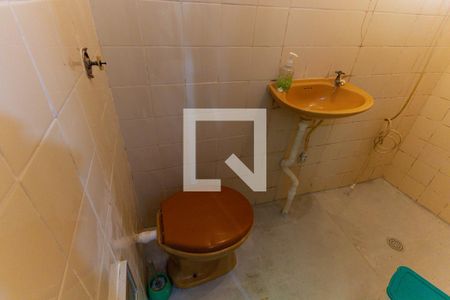 Casa à venda com 190m², 3 quartos e 2 vagas Casa à venda com 190m², 3 quartos e 2 vagasBanheiro 3