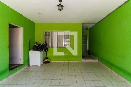 Casa à venda com 190m², 3 quartos e 2 vagas Casa à venda com 190m², 3 quartos e 2 vagasGaragem