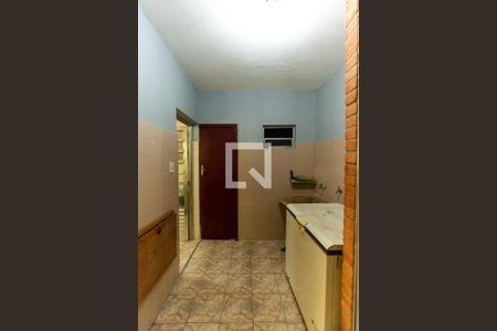 Casa à venda com 190m², 3 quartos e 2 vagas Casa à venda com 190m², 3 quartos e 2 vagasLavanderia 2