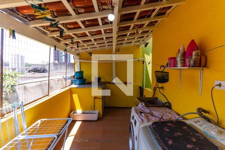 Casa à venda com 190m², 3 quartos e 2 vagas Casa à venda com 190m², 3 quartos e 2 vagasLavanderia