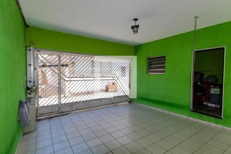 Casa à venda com 190m², 3 quartos e 2 vagas Casa à venda com 190m², 3 quartos e 2 vagasGaragem