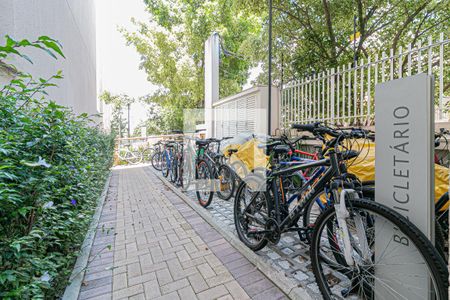 Apartamento à venda com 38m², 1 quarto e sem vagaÁrea comum - Bicilcletário