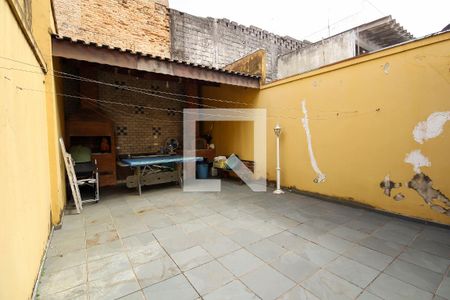 Casa à venda com 127m², 3 quartos e 2 vagasQuintal