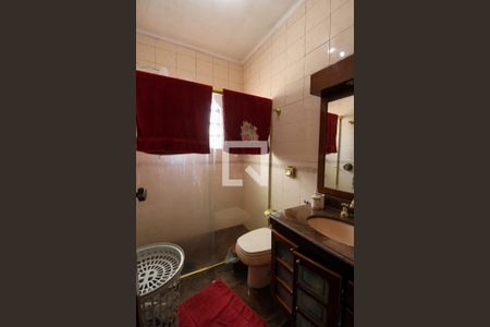 Casa à venda com 127m², 3 quartos e 2 vagasBanheiro da Suíte