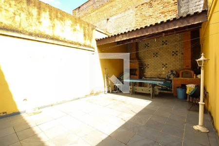 Casa à venda com 127m², 3 quartos e 2 vagasQuintal